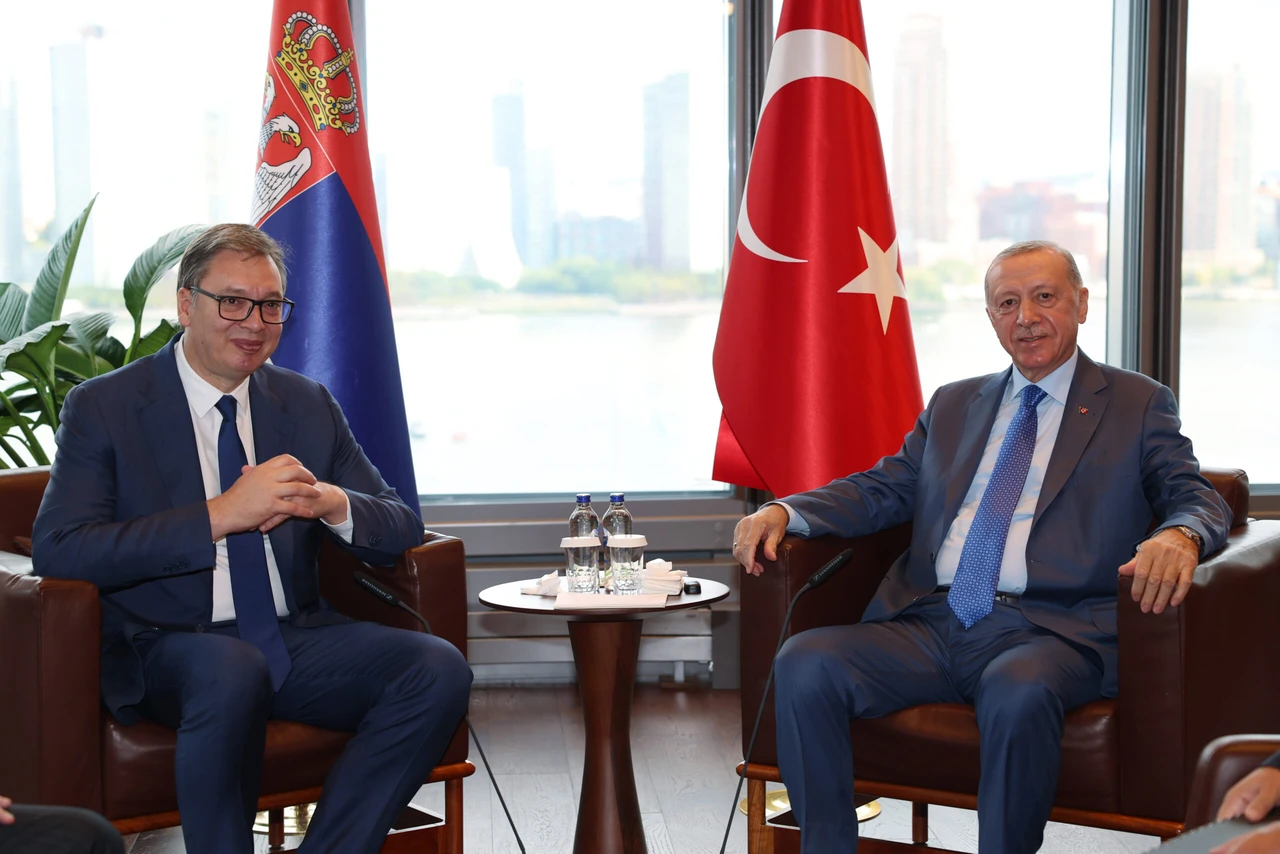 Erdogan, Vucic address Serbia-Kosovo dialogue in closed-door meeting