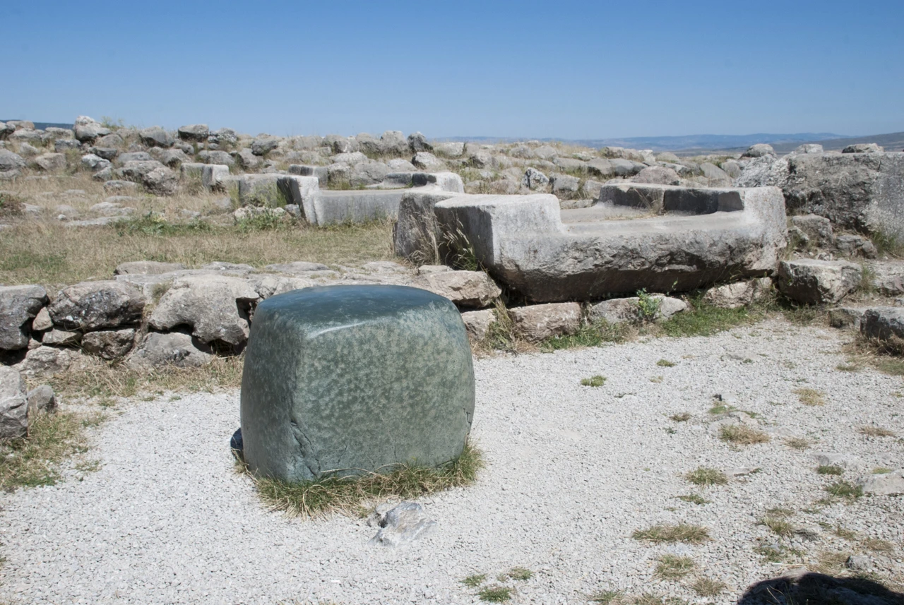 Mystery of green stone in Hattusa: Ancient wishing stone or royal ritual object?