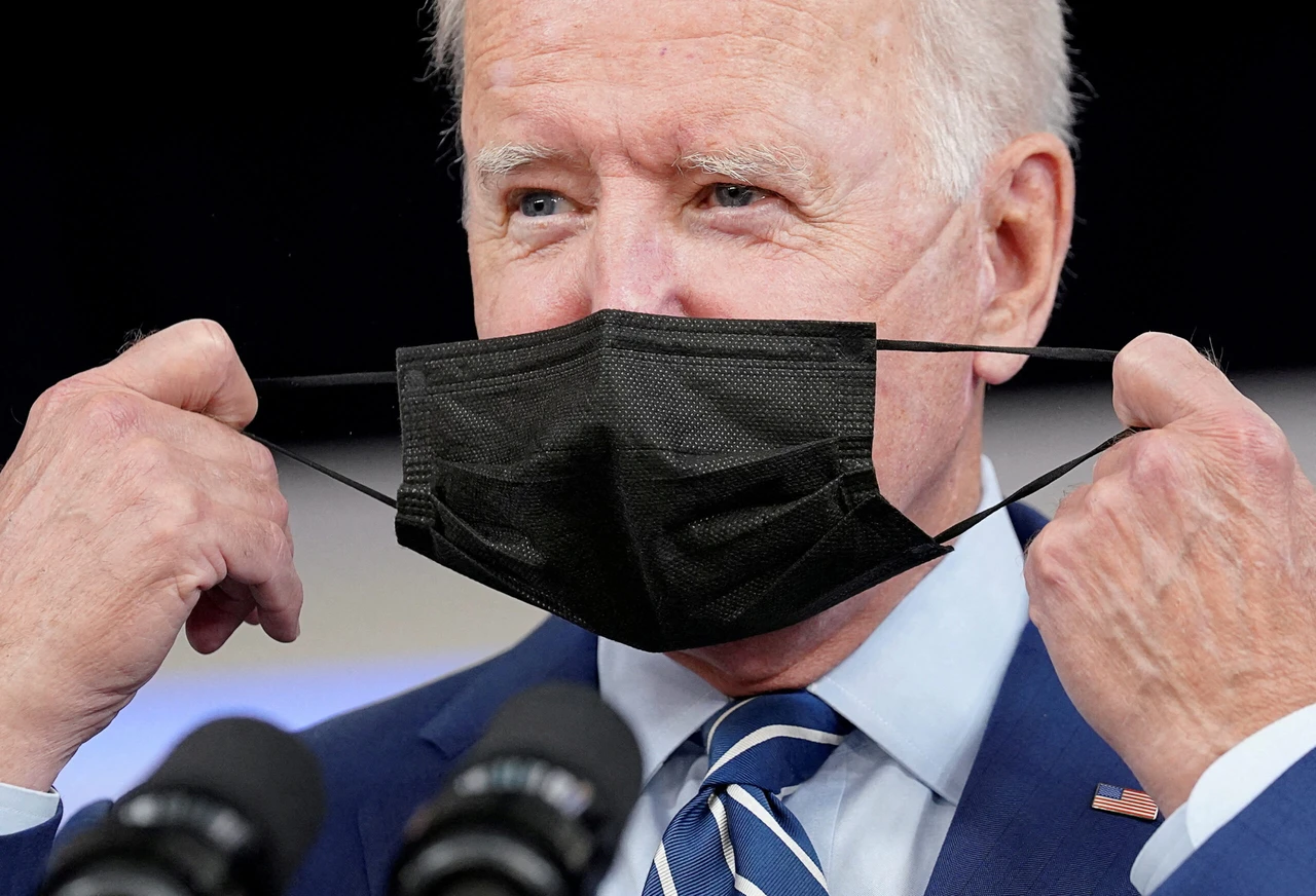 US President Biden tests positive for COVID-19