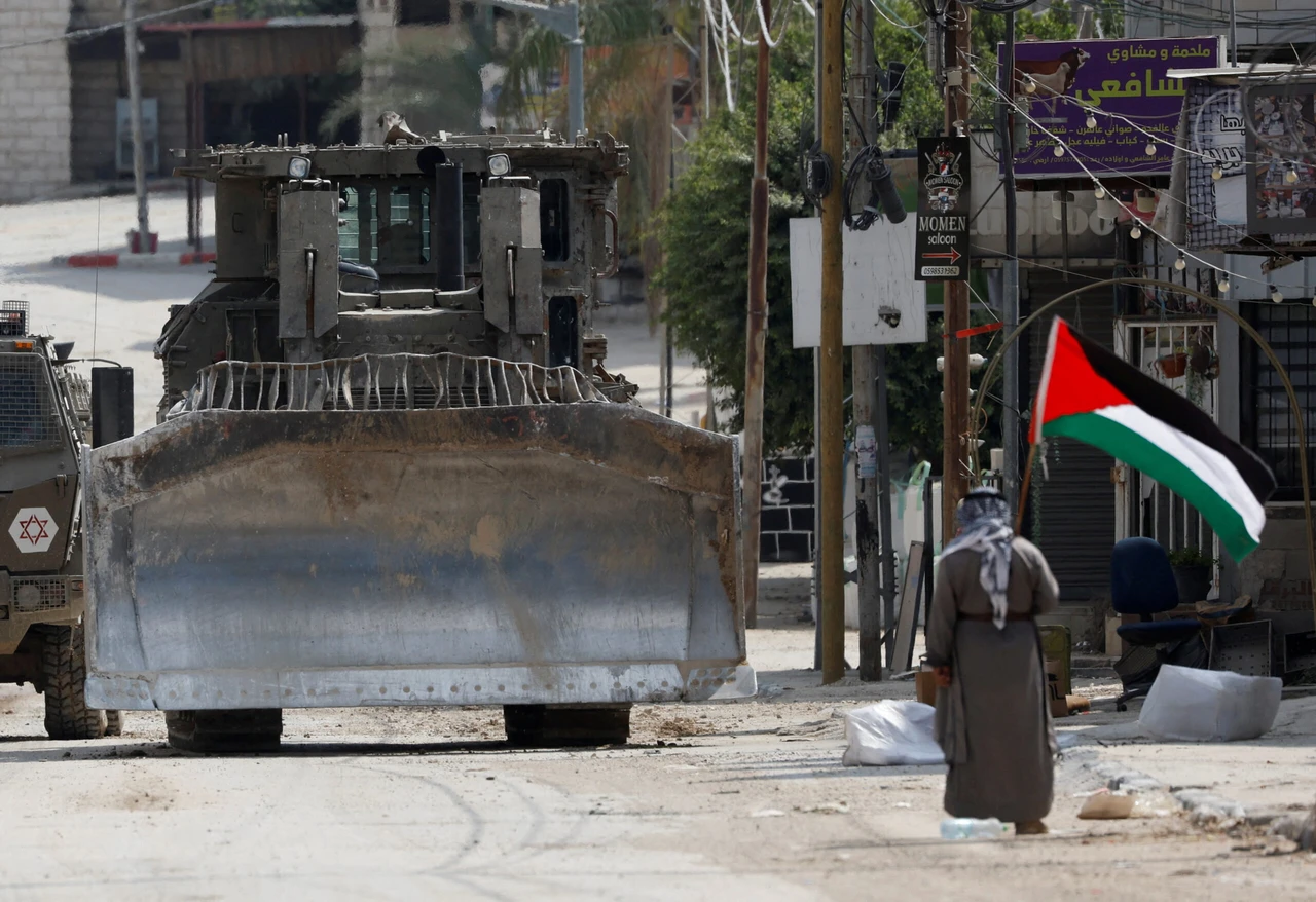 Israeli siege turns Hebron in occupied West Bank into massive prison