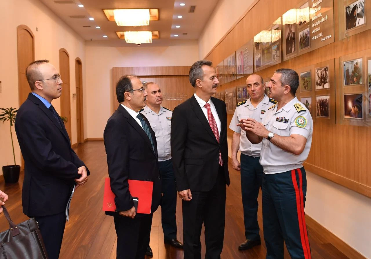 Turkish defense officials hold strategic meetings in Azerbaijan