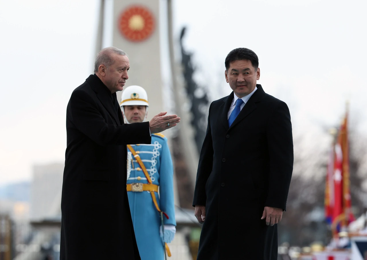 Türkiye rolls out ceremonial welcome for Mongolian president