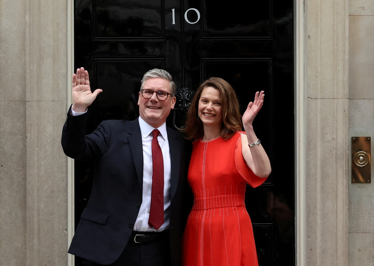 UK's 10 Downing Street welcomes observant Jewish family for first time in history