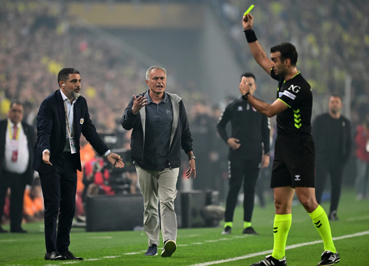 Mourinho's 2 reasons for dismissing press conference after Fenerbahce's defeat