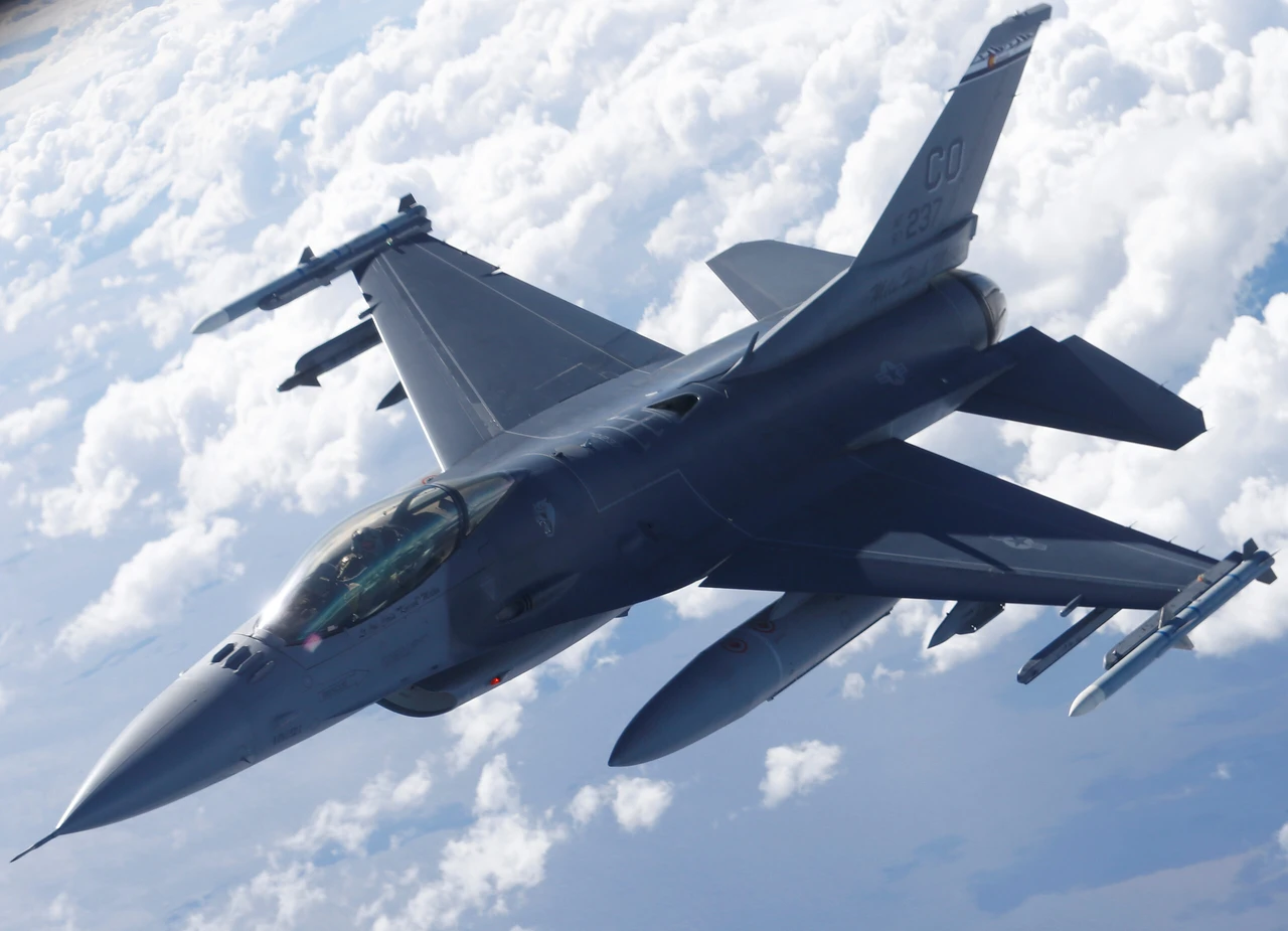 NATO allies begin transfer of F-16 jets to Ukraine amid U.S. political uncertainty