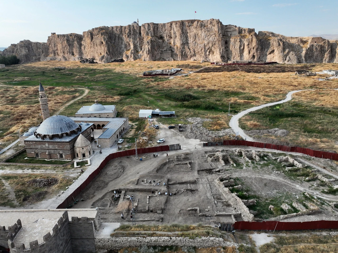 New architectural treasures uncovered in ancient city of Van