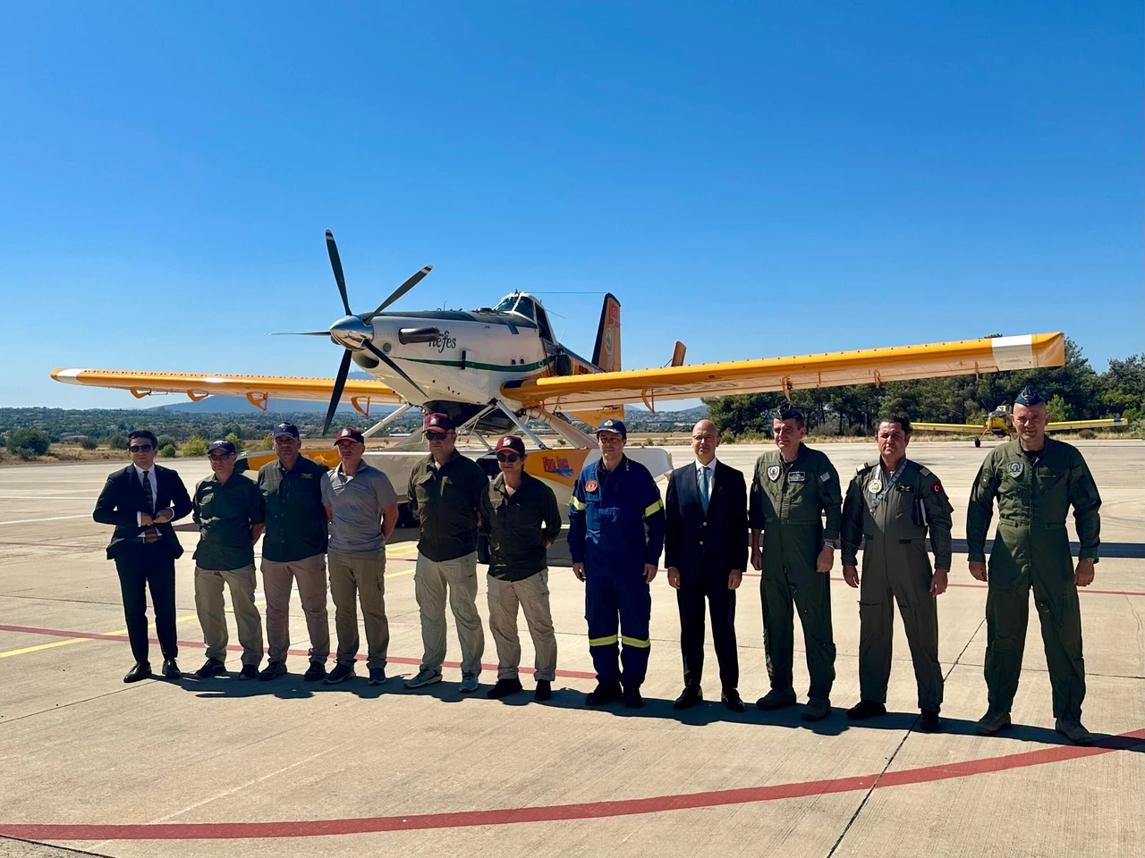 Türkiye's firefighting team departs Athens after successful mission