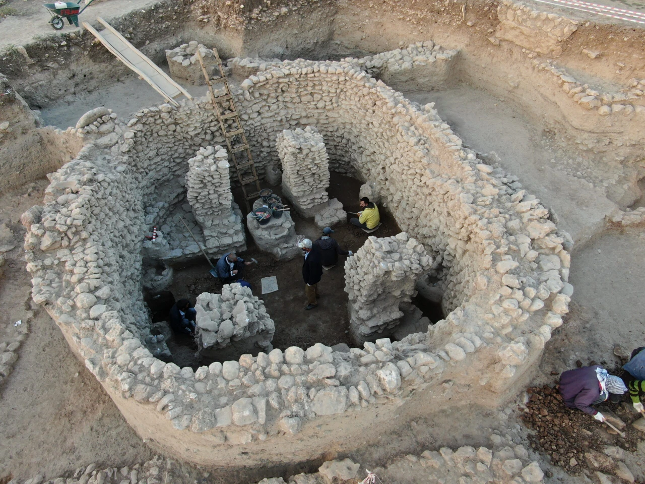 Remains of 11,300-year-old structures found at Gre Filla, Diyarbakir, Türkiye. (AA Photo)