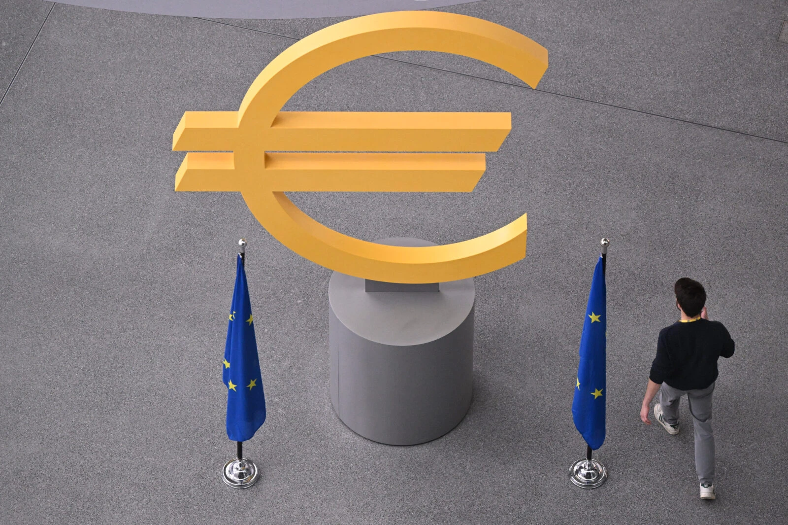 Euro sees worst profit performance in Türkiye for 2024: TurkStat – Türkiye Today