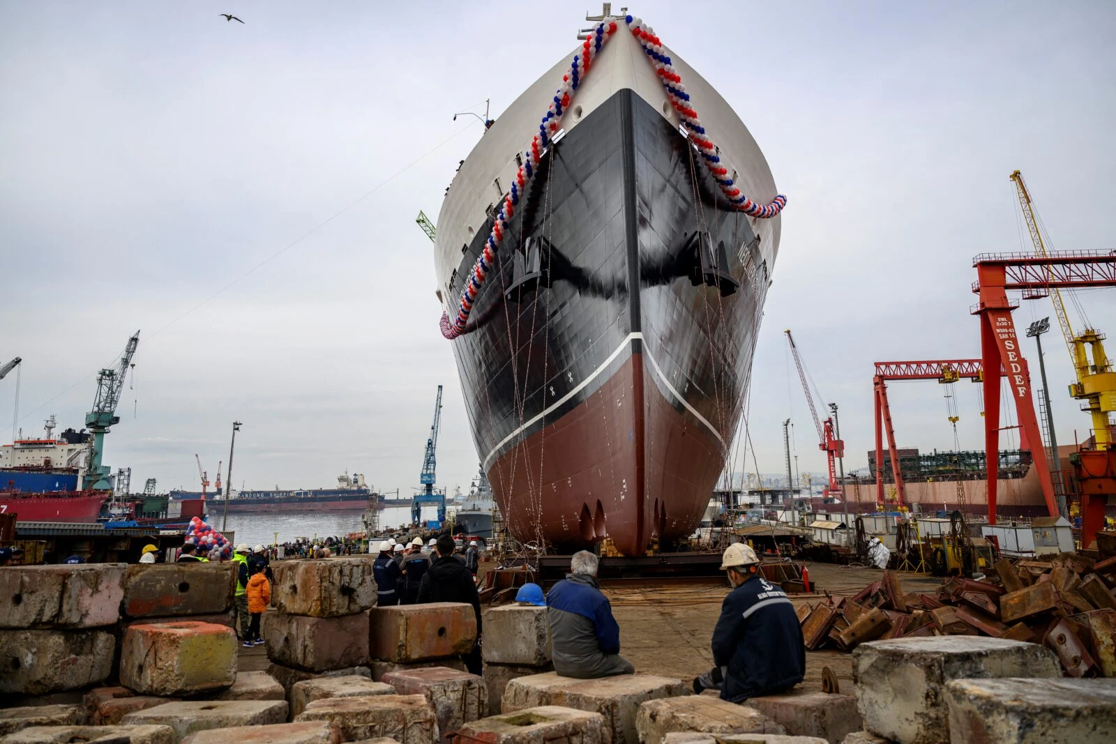 Made in Türkiye: World's longest cargo ship launched in Istanbul – Türkiye Today