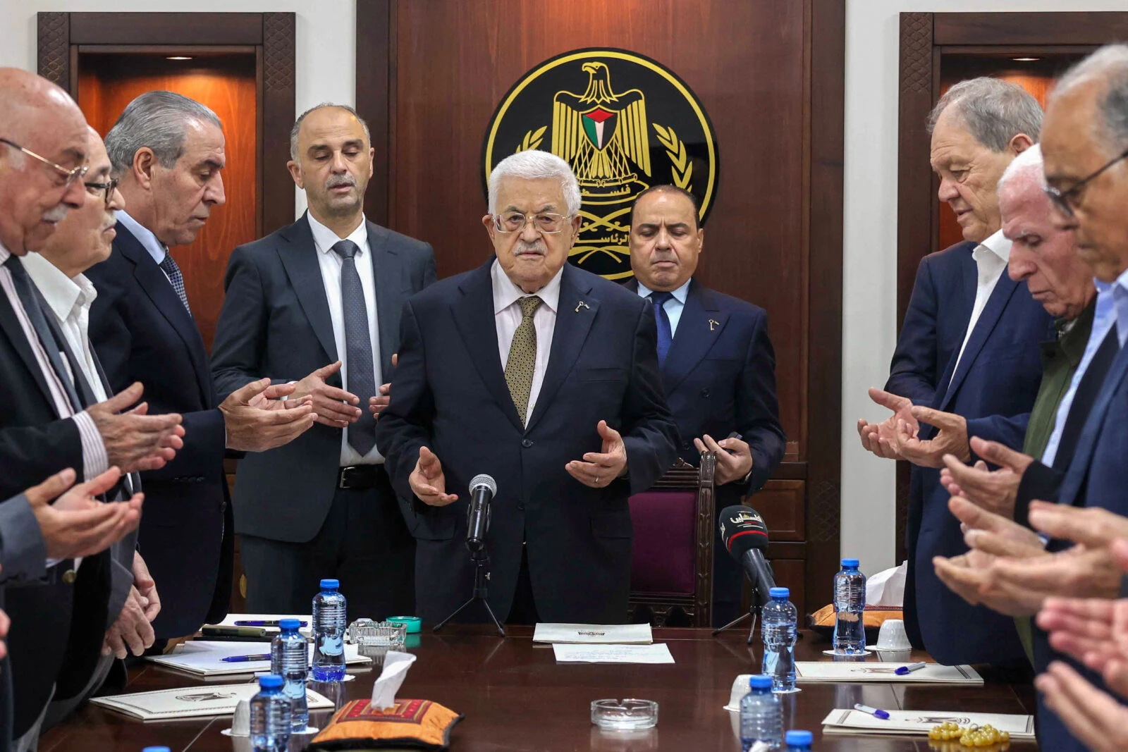 Palestinian President Abbas appoints long -standing aid as a possible successor Palestinian President Abbas appoints long -standing aid as a possible successor