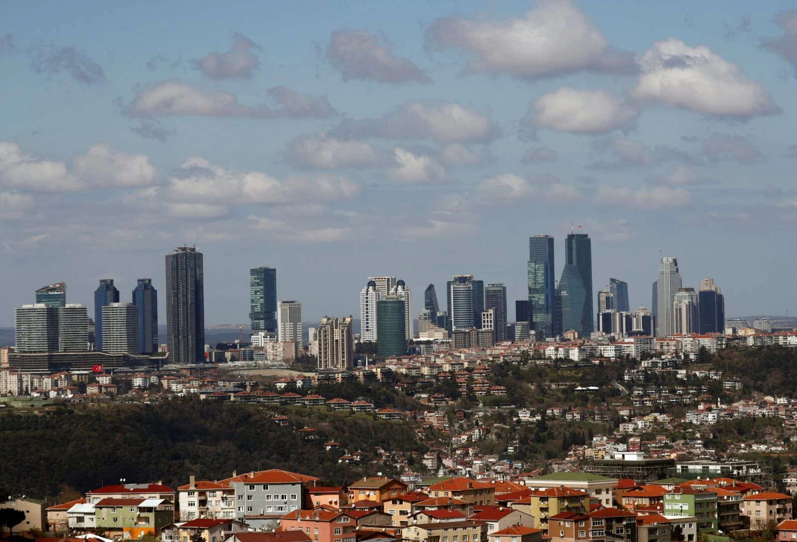 Ekonomik zorluklar nedeniyle İstanbul’da 1,3 milyon kişi aç uyuyor