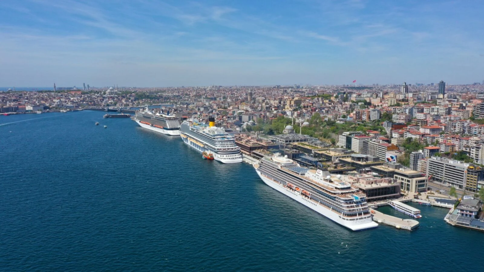 Galataport Istanbul expands cruise operations, pioneers winter tourism – Türkiye Today