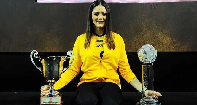 ⁠Everything about Turkish volleyball star Zehra Gunes’ injury, health status