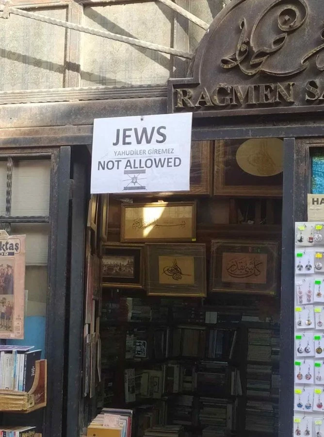 Istanbul bookstore with 'No Jews Allowed' sign closes