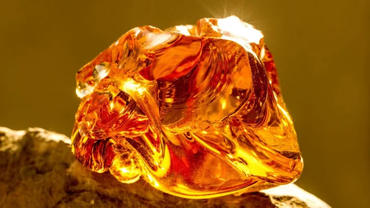 Russia eyes amber industry cooperation with Türkiye