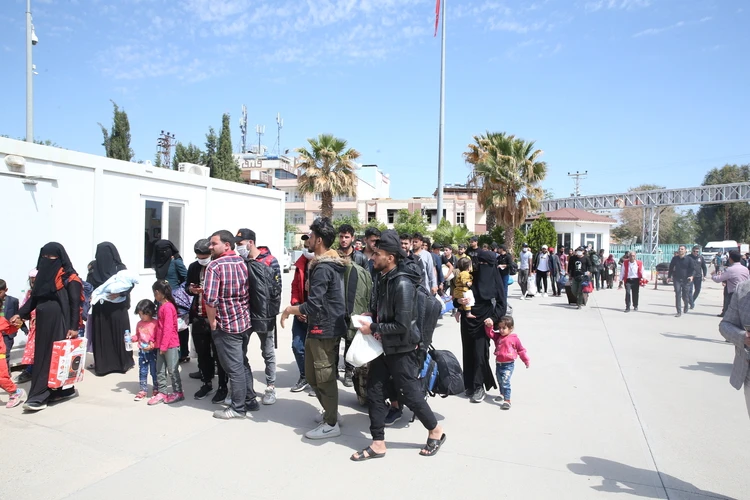 Türkiye prepares 2-stage plan for Syrian migrants