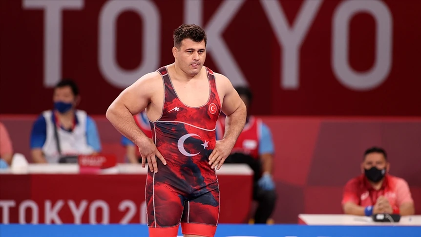 World, European champion Turkish wrestler Kayaalp temporarily banned from Paris 2024 Olympics