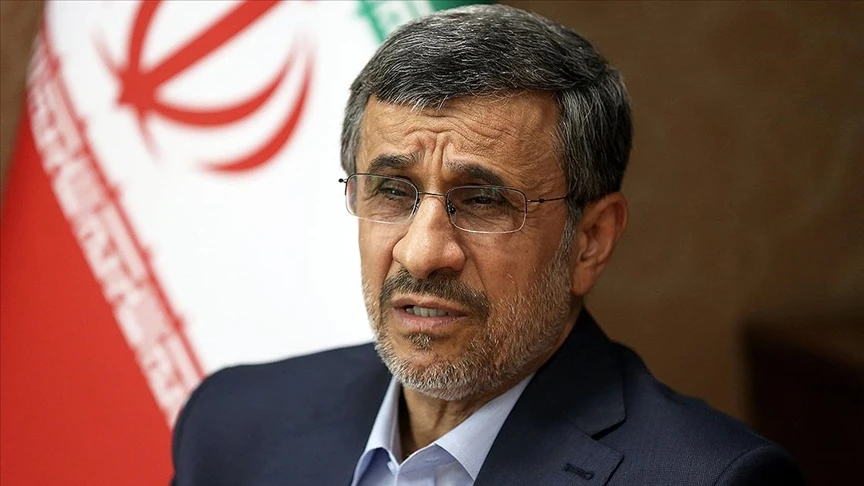 Former Iranian president Ahmadinejad narrowly escapes assassination attempt