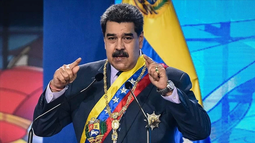 Maduro vows not to leave Venezuela's riches to fascists