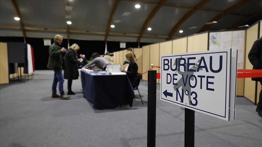France holds second round of early general elections