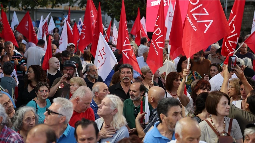 Greece's SYRIZA loses main opposition status after two lawmakers resign over leadership