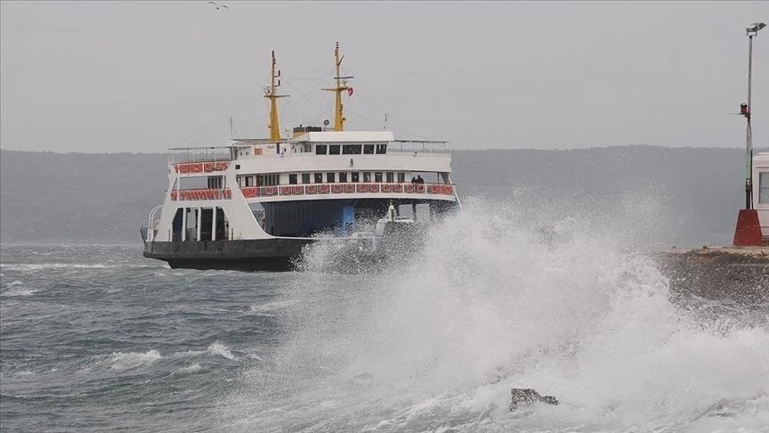 Weather disruptions halt sea transport in Türkiye's Marmara Sea