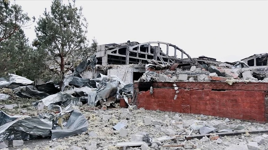 Russia strikes one of most intense airstrikes on peacful cities, Ukranian FM reports