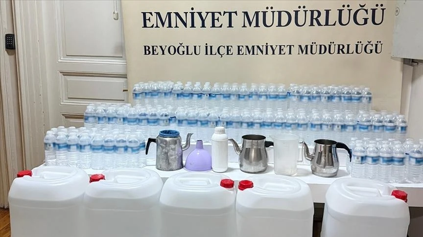 Counterfeit alcohol death toll surges to 17 in Istanbul