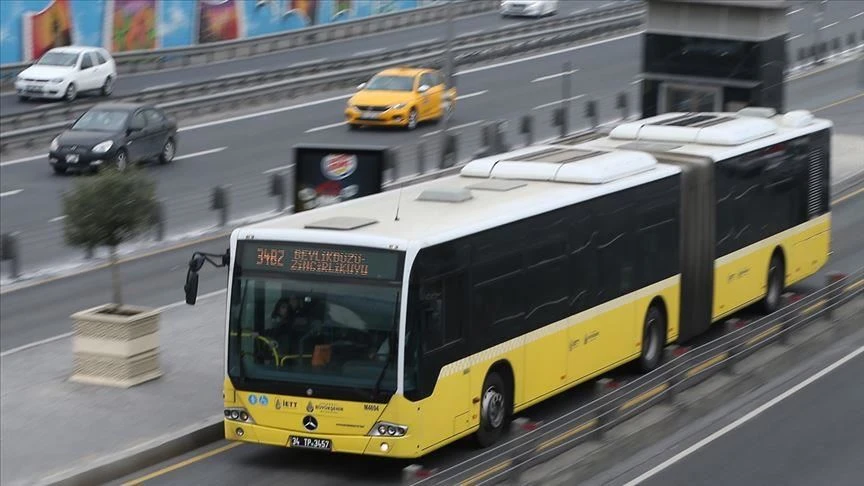 Major price hike in Istanbul metro, metrobus, ferry fees