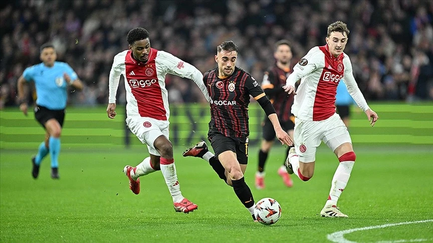 Galatasaray heads to UEFA Europa League playoffs after 2-1 Ajax loss