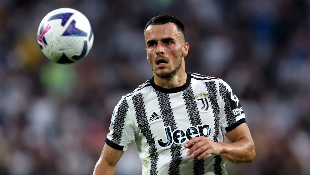 Fenerbahce nears shock loan deal for Juventus star Filip Kostic