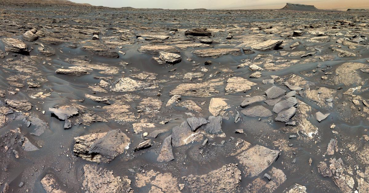 Ancient Mars: Curiosity rover's discovery of Earth-like environments