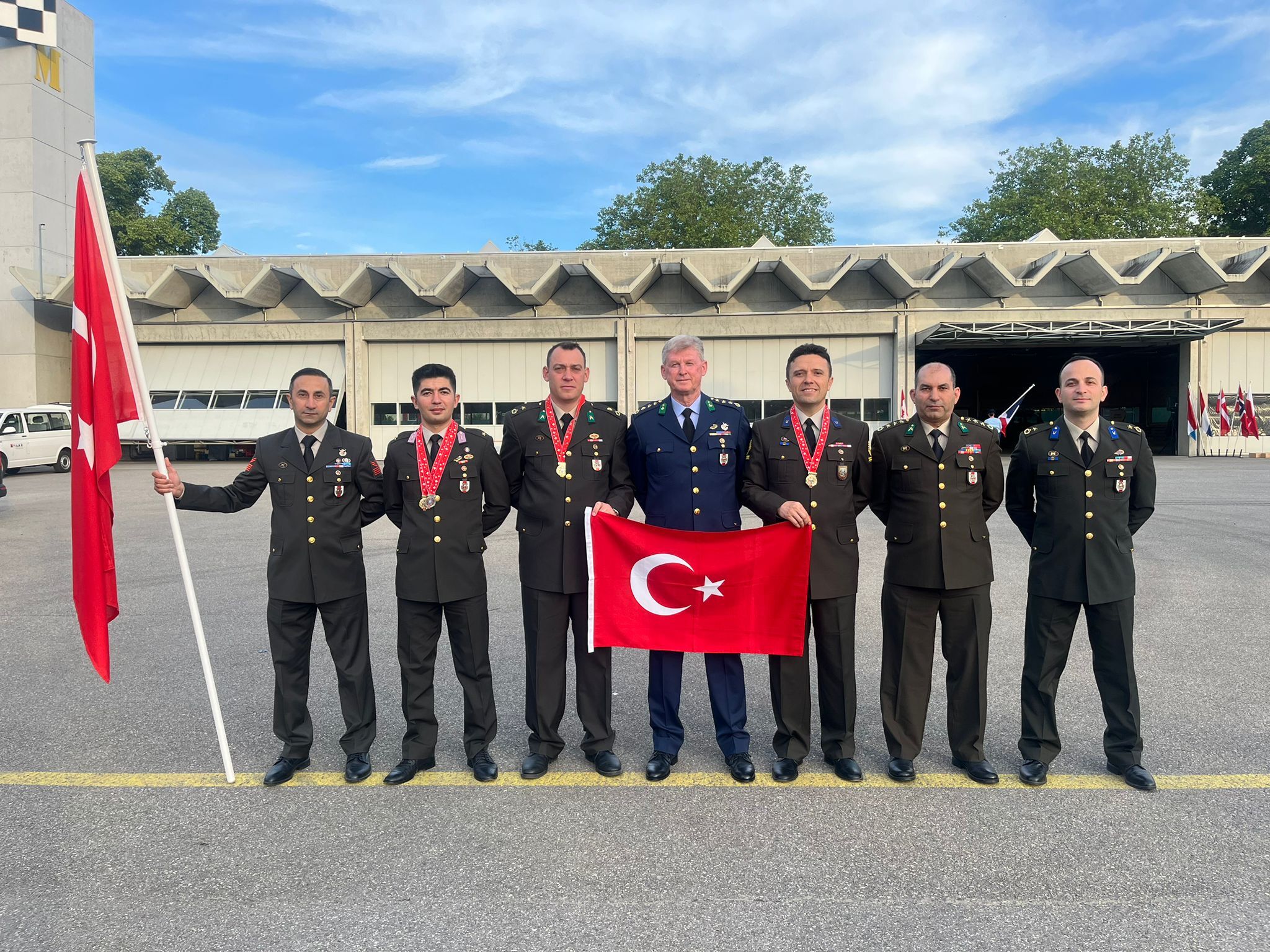 Turkish men's pistol team triumphs at European Military Shooting Championship