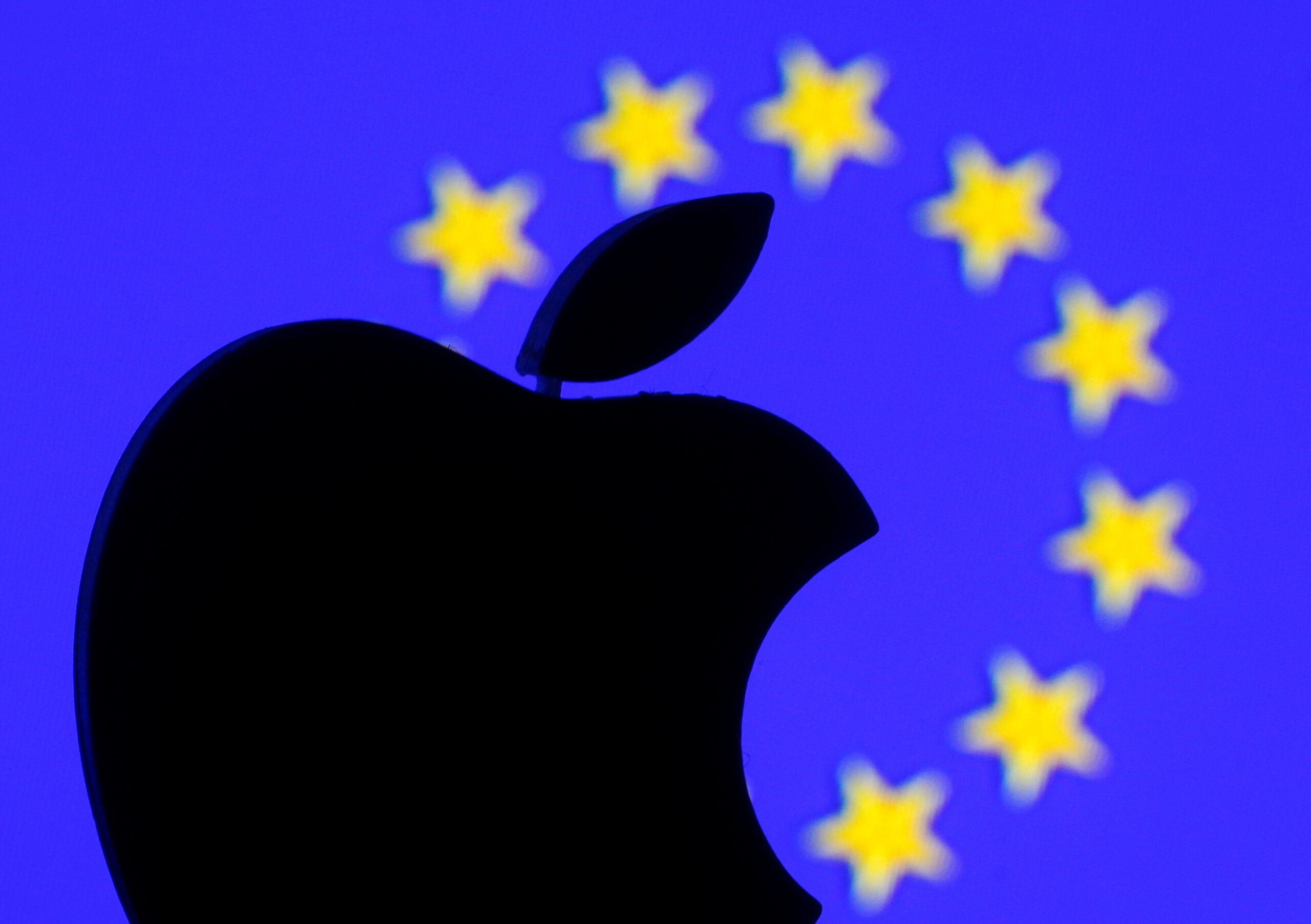 EU regulatory hurdles force Apple to delay AI features for European users