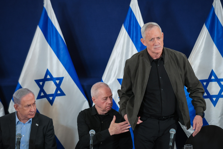 Israeli war cabinet starts to unravel as Benny Gantz becomes 1st to resign