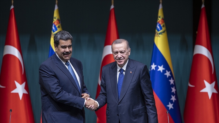 Venezuela and Türkiye sign strategic deals in gas and gold sectors