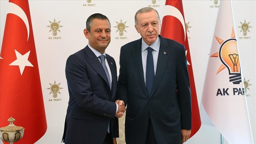President Erdogan, main opposition leader Ozel exchange Eid greetings