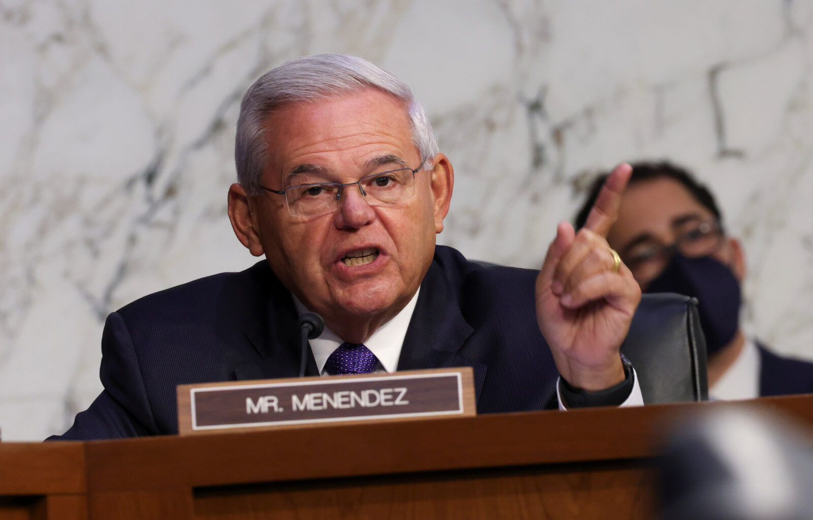 Anti-Türkiye Sen. Menendez resigns after bribery conviction