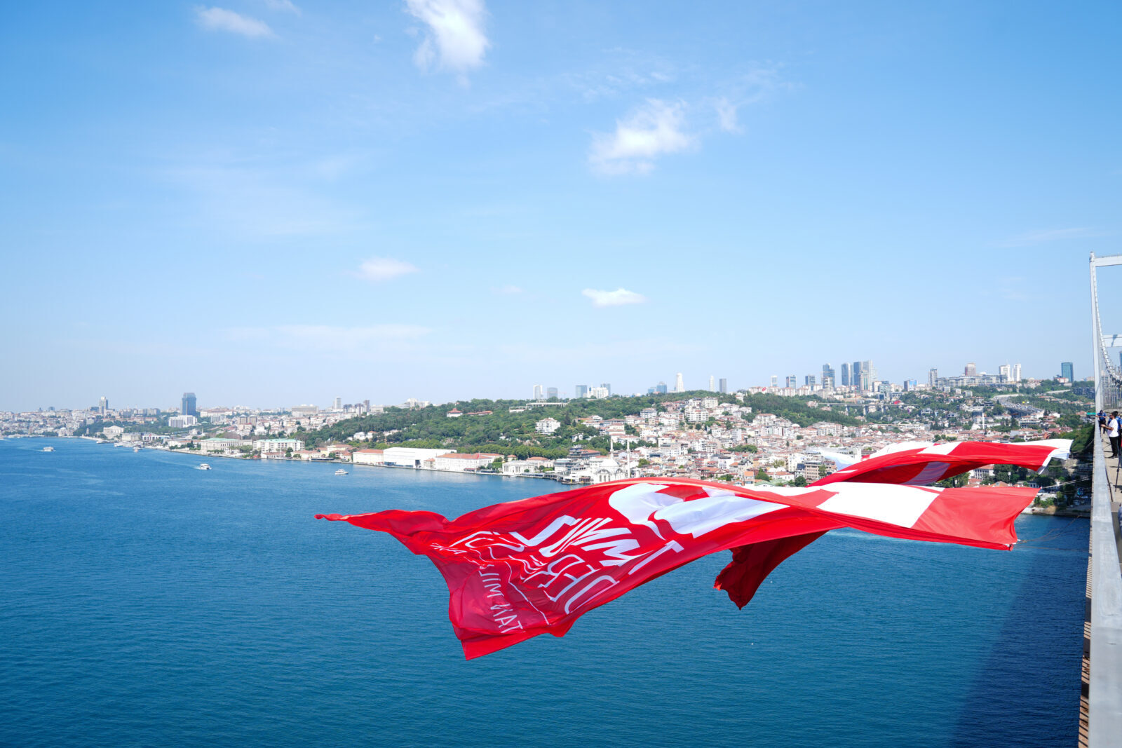 Turkish flags unfurl on Istanbul bridges to honor July 15 coup attempt victims