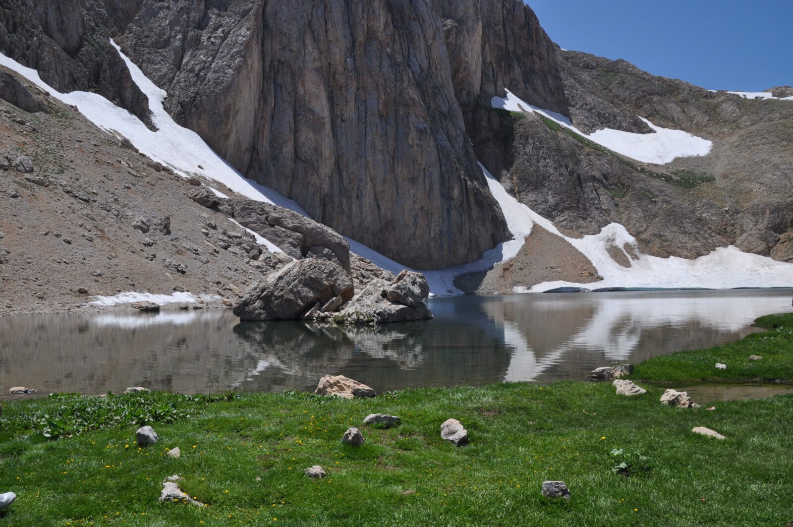 Hiking to Türkiye's secret spots: Exploring Tunceli’s hidden crater lake