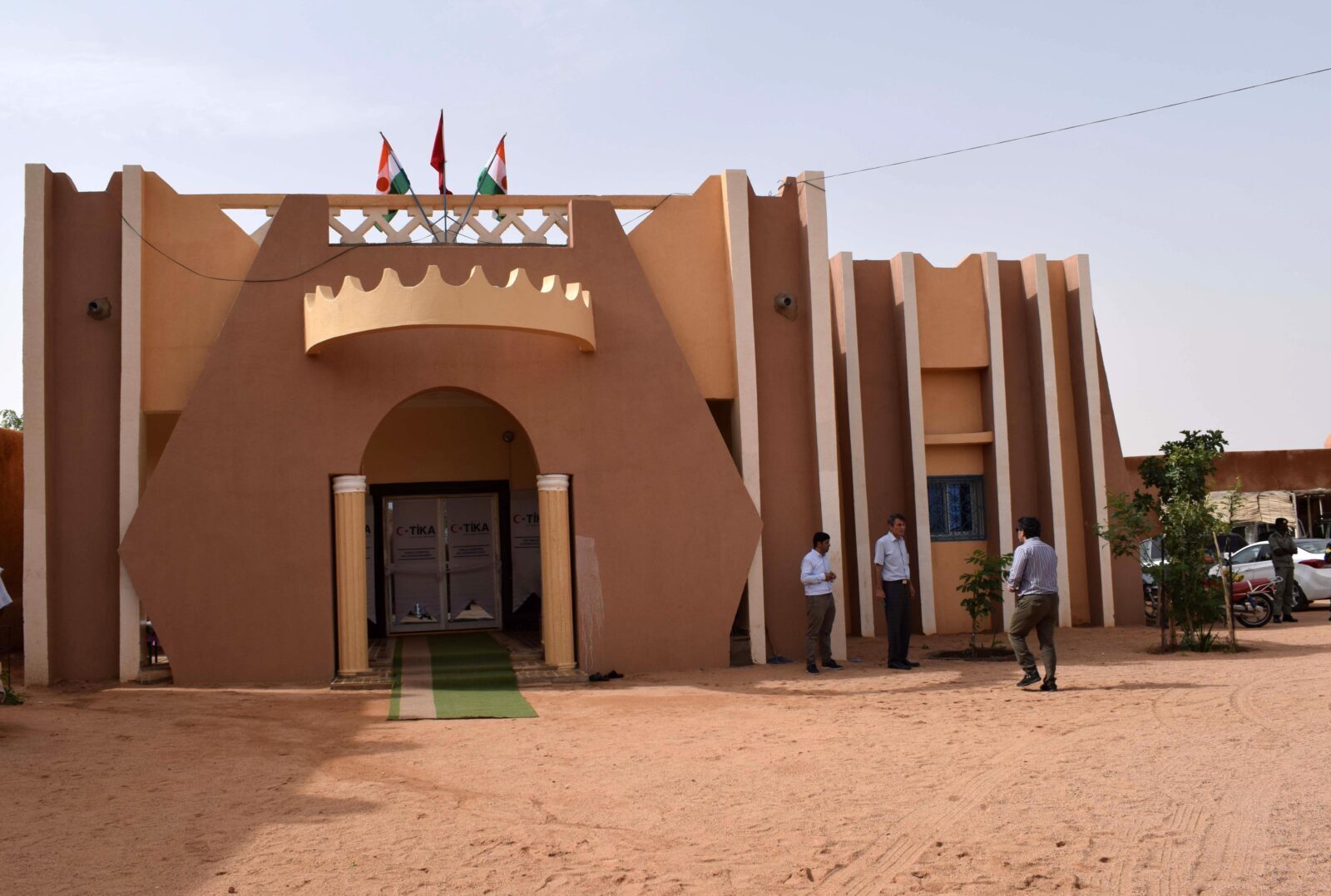 Niger's Agadez continues tradition to honor Ottoman Sultans during Friday prayers