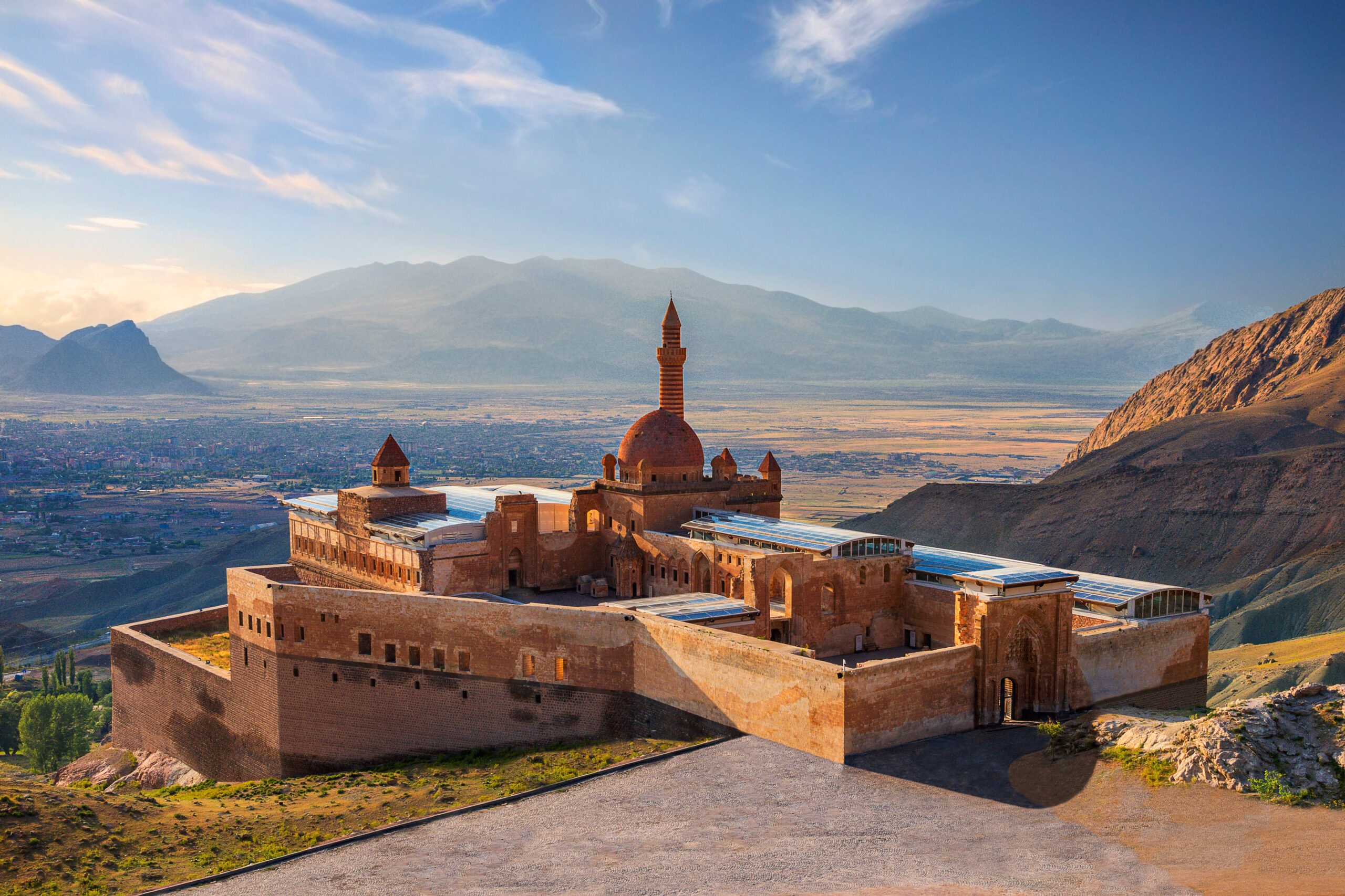 Ottoman era Ishak Pasha Palace in Türkiye's Agri draws record visitors