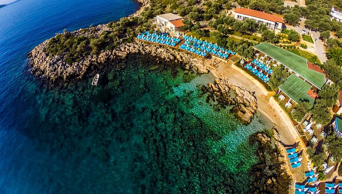 Explore Kas: Stunning free beaches in city center, rich culture on Türkiye's coast