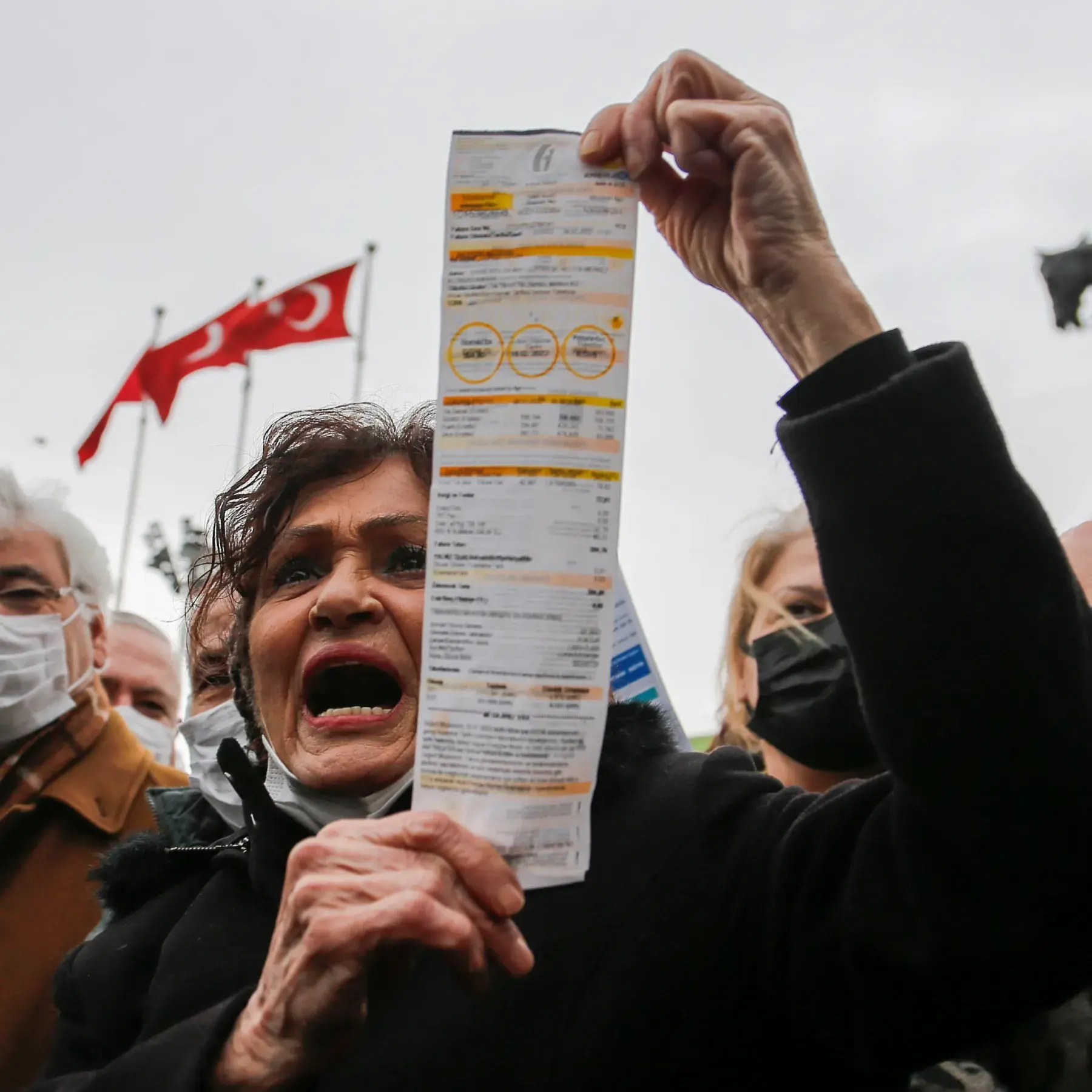Türkiye's opposition media blasts finance minister over minimum wage comments