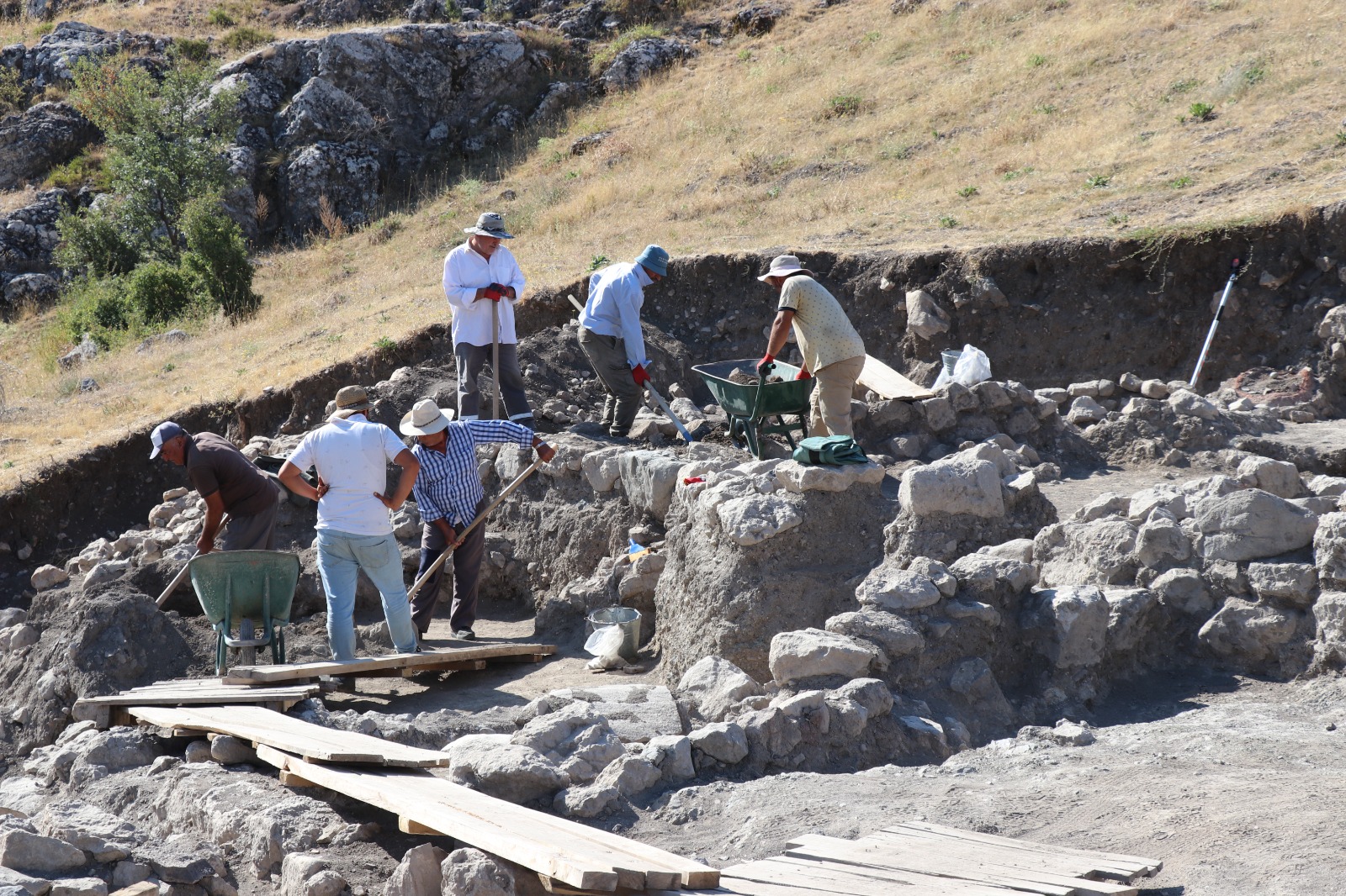 Excavations led by American and German teams in Türkiye ongoing for nearly 120 years