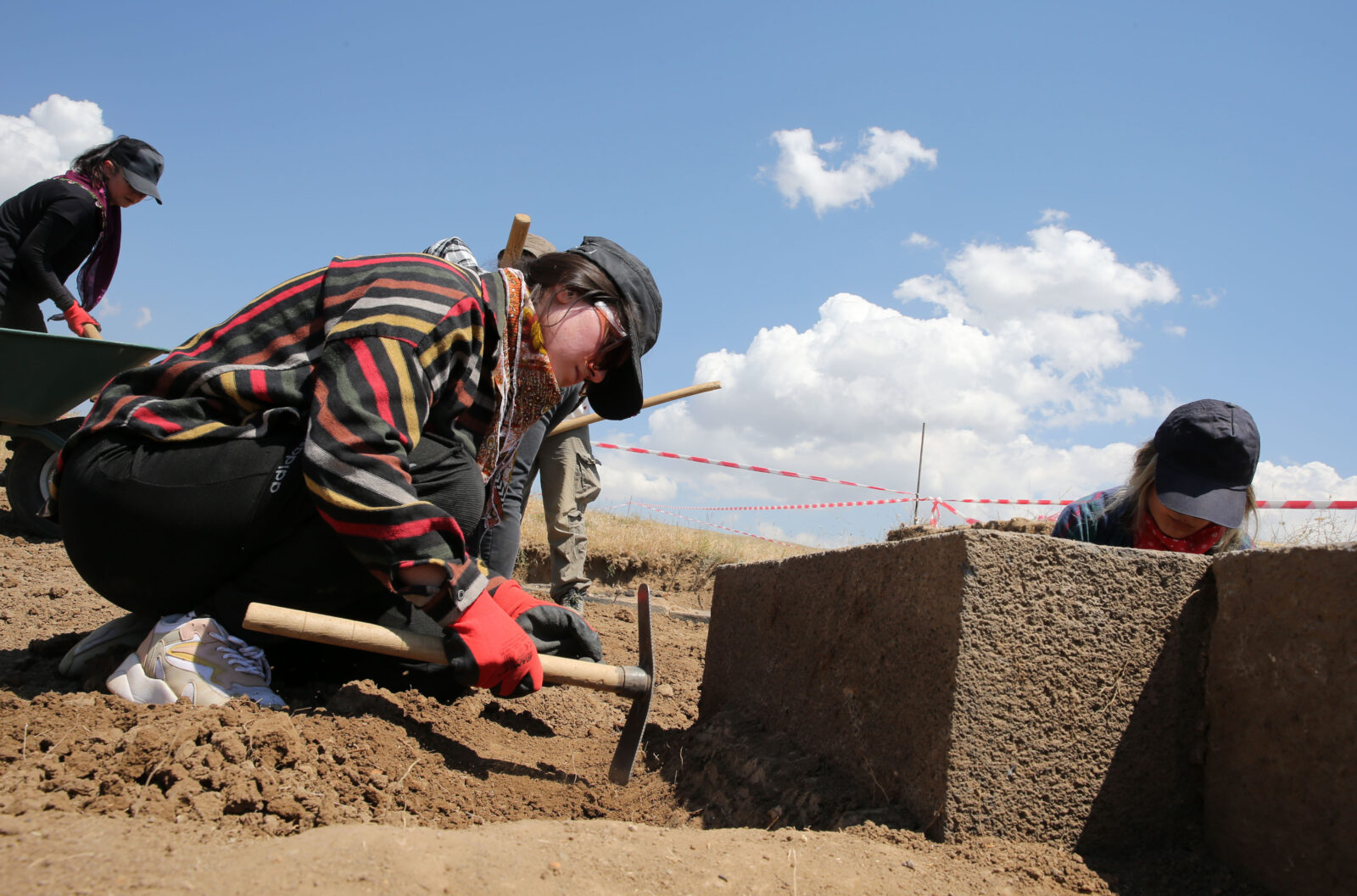 Ancient secrets unearthed with stunning discoveries at Türkiye's Urartian Fortress