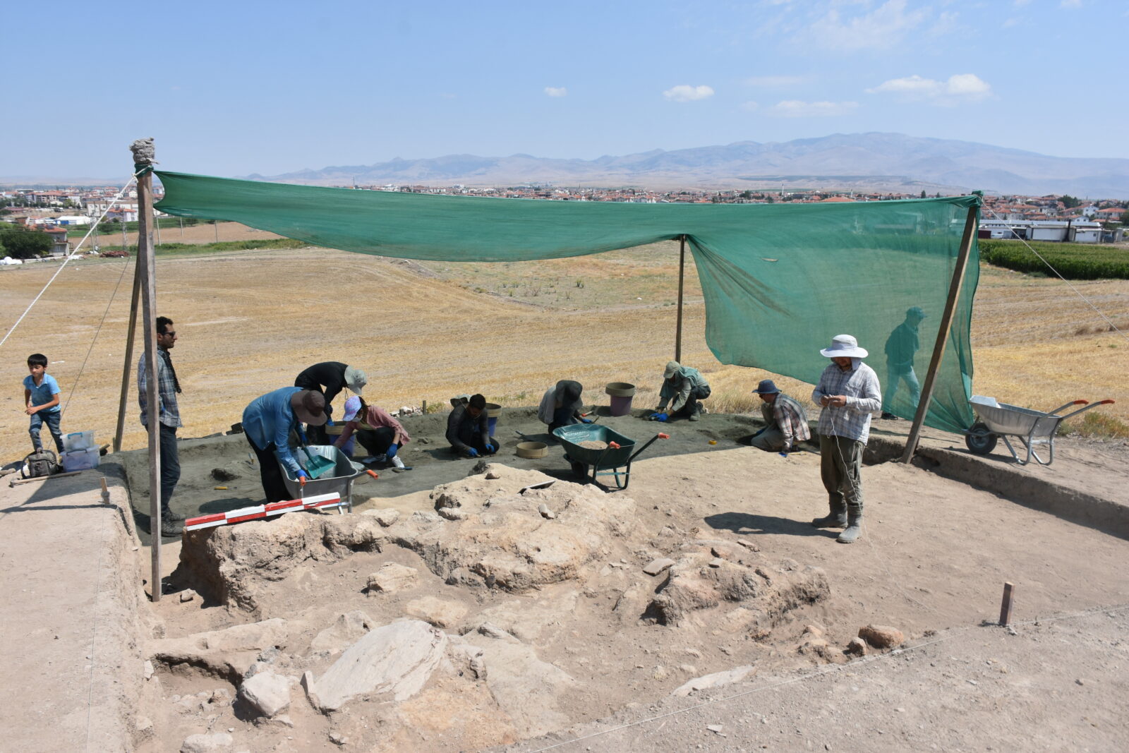 Japanese archaeologists dig for lost city of 'Purushandha' in Türkiye