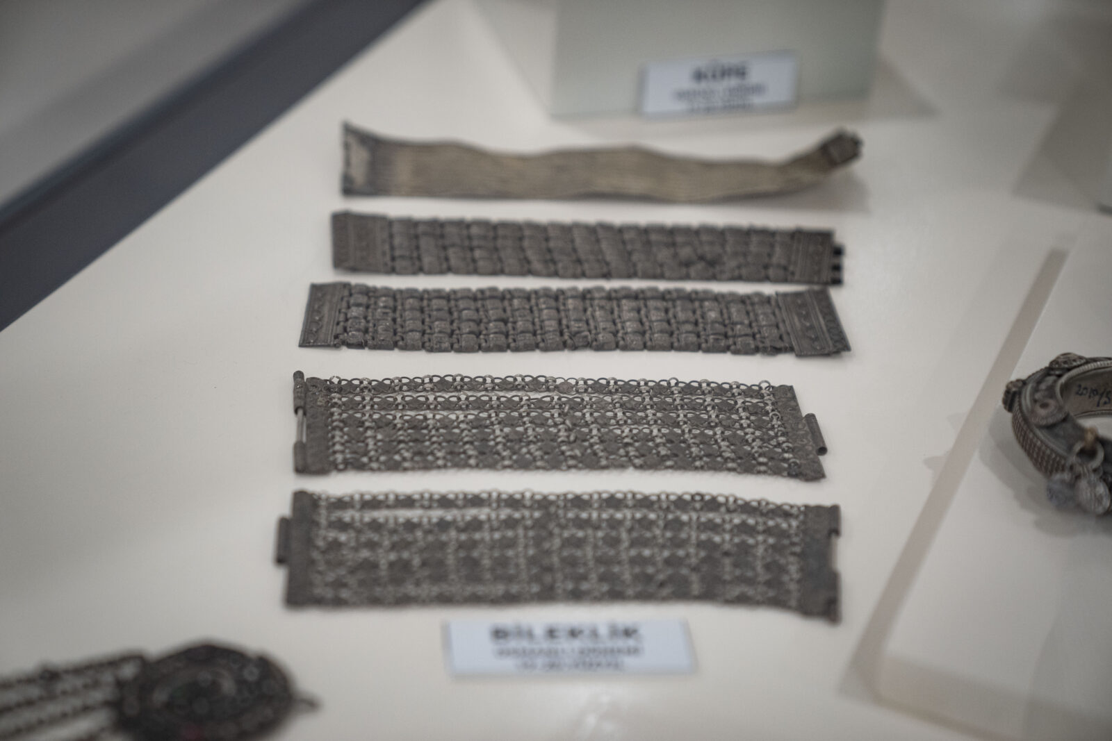 Ancient jewelry from Eastern Anatolia shines at Erzurum Museum