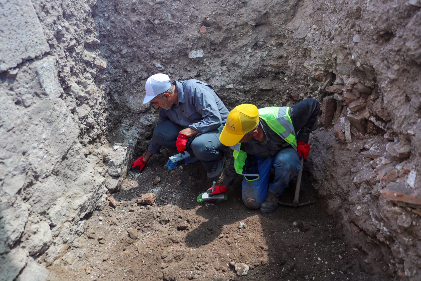 Archaeologists confirm 3 fires at Amida Hoyuk in Türkiye over millennia